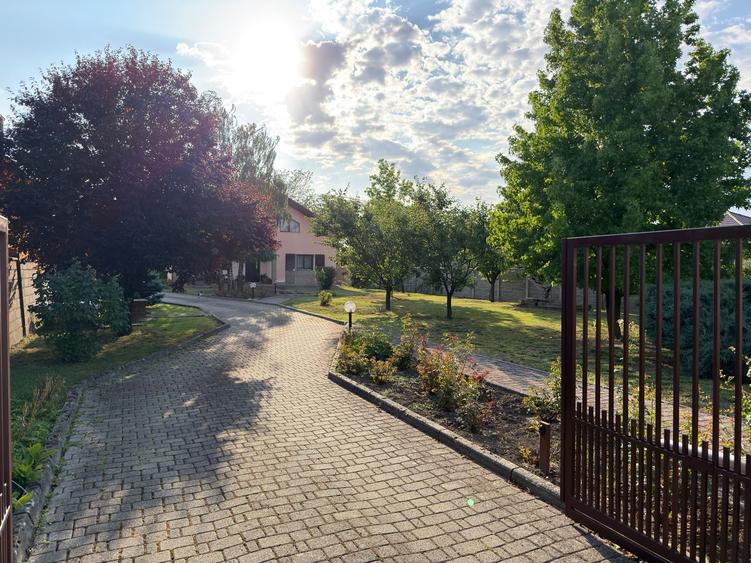 Comision 0! Casa individuală, 223mp utili, 1306mp teren, Săcălaz!