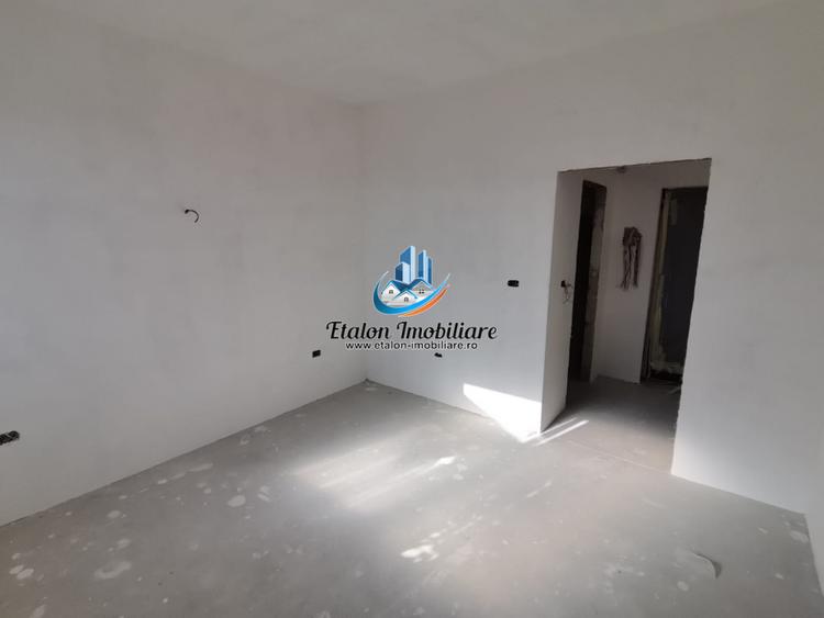 Apartament 3 camere, bloc nou, priveliste superba, zona Fermelor