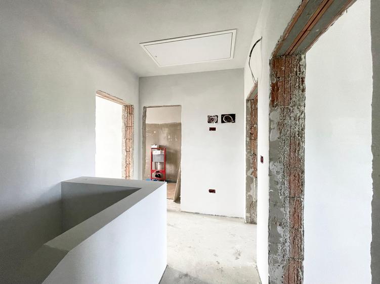 Duplex 5 camere, 365mp teren, 1434€/mp - Mosnita Veche