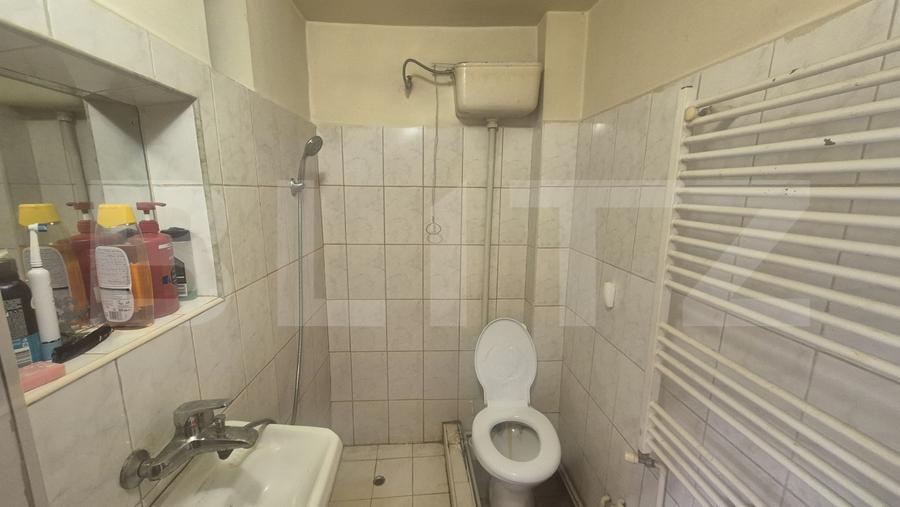 Casa cu 2 camere de vanzare, 50 mp, teren 335 mp, strada Mara, zona Piata Mica