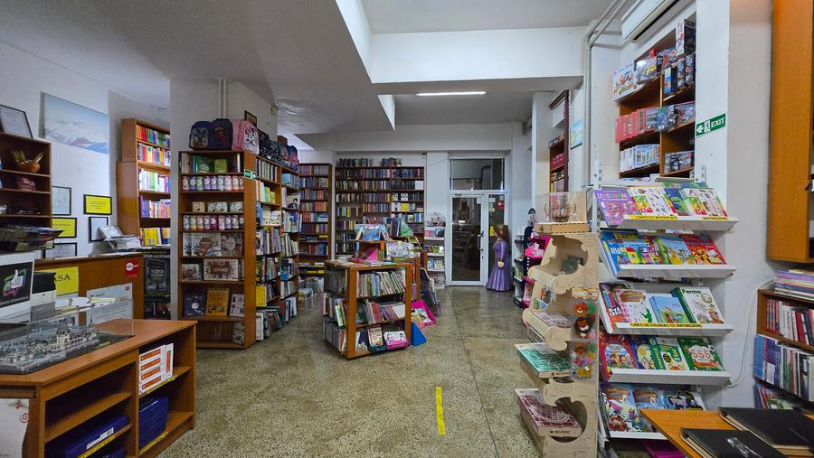 Spatiu comercial de vanzare - 188 mp, str. Mircea cel Batran (stradal)