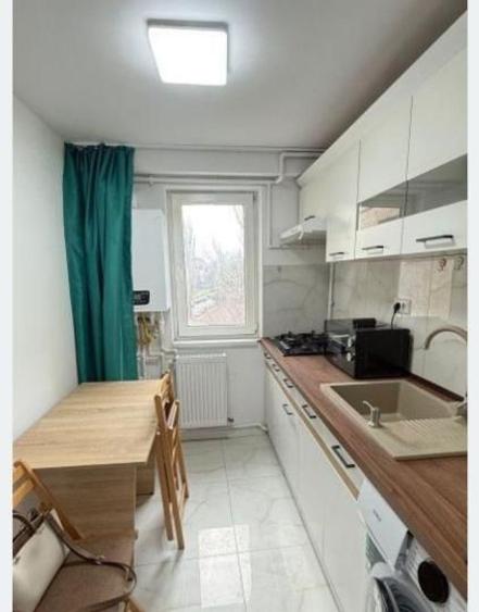 APARTAMENT 2 CAMERE SEMIDECOMANDAT ZONA TOMIS NORD