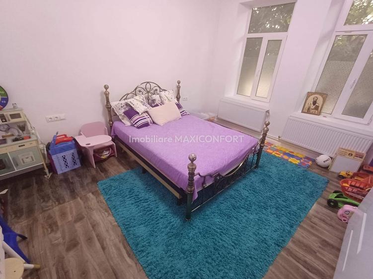 Vanzare casă, zona Piața Mare -Imobiliare MAXICONFORT