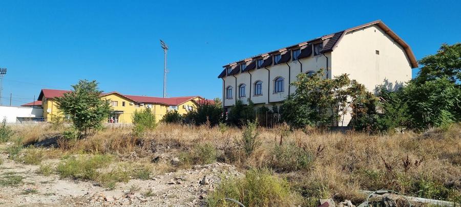 Imobil versatil lângă Primăria Clinceni – teren 1.000–4.000 mp,
