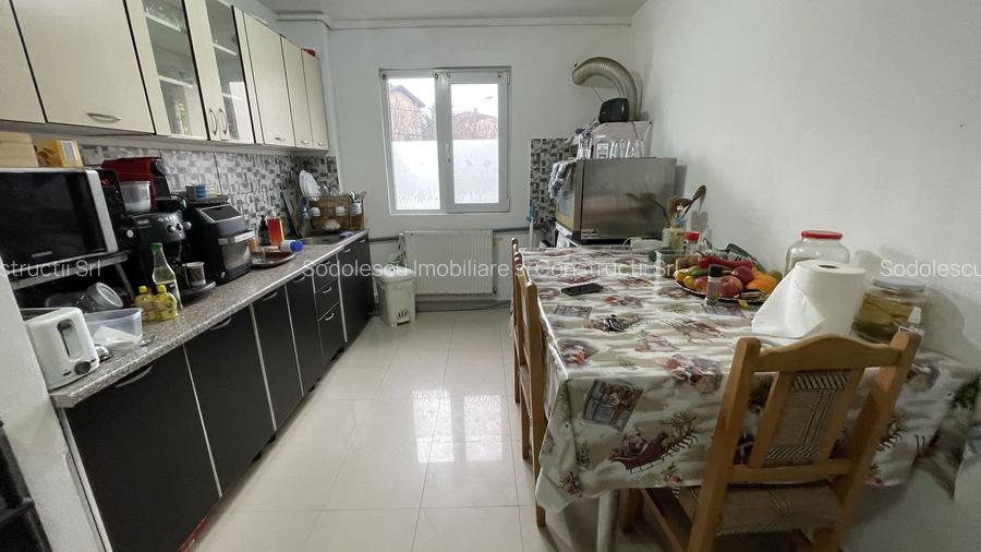 Apartament 3 camere,parter,confort sporit,bloc izolat - 2