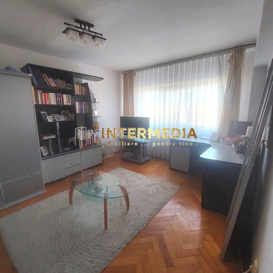 Apartament 2 camere decomandat  Cetate - 5