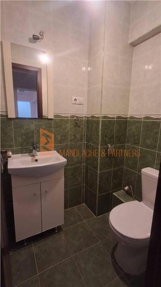 Apartament 3 camere cf 1 decomandat zona Obor