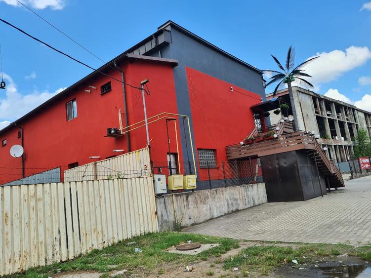 Spatiu stradal de vanzare