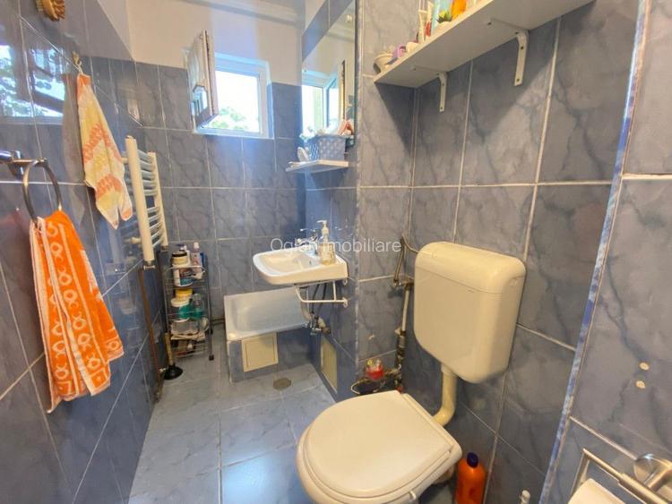 Apartament 3 camere, etaj 2, strada Semaforului - 4
