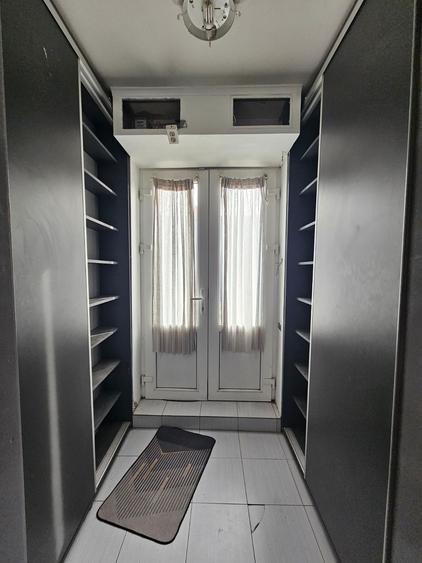 CASĂ RENOVATĂ ȘI MOBILATĂ | 300 MP - KM 4