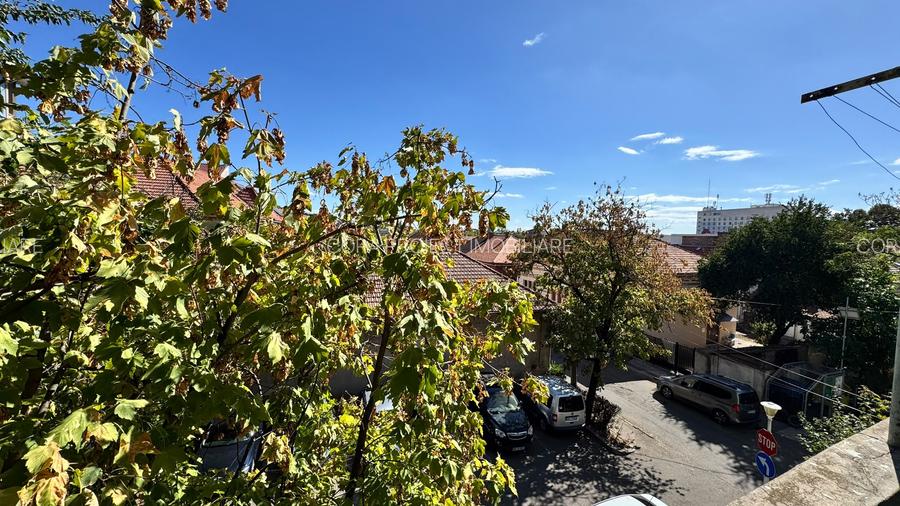 Apartament cu 2 camere de închiriat – ultracentral, Str. General Magheru-AP1557