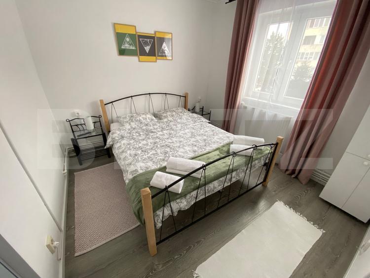Apartament 2 camere de vânzare în Lupeni – Etaj 2, zonă bună.