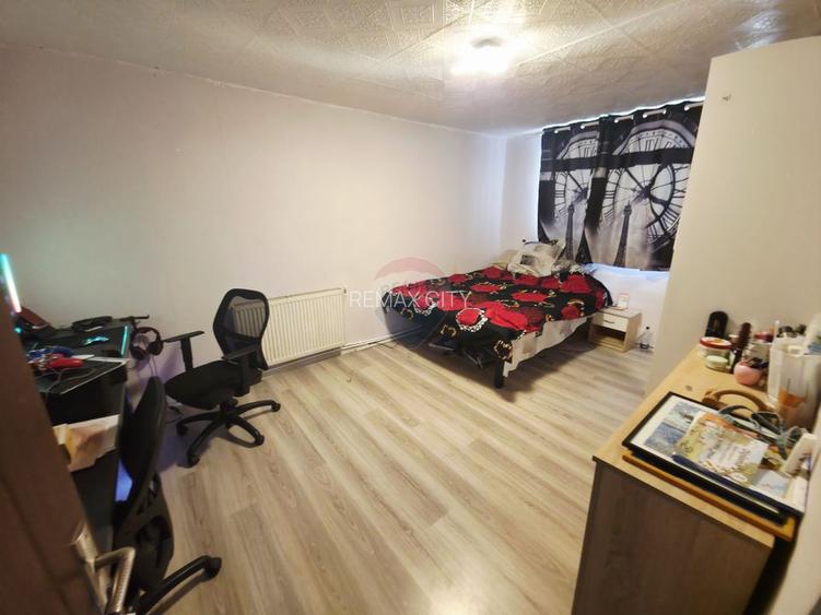 Apartament cu 4 camere de vânzare în zona Maratei - 5