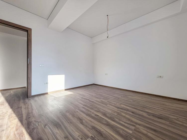 Ap 2 cam nou, spațios, bloc nou 2023 – Piața Ovidiu, la 150ml de plaja.