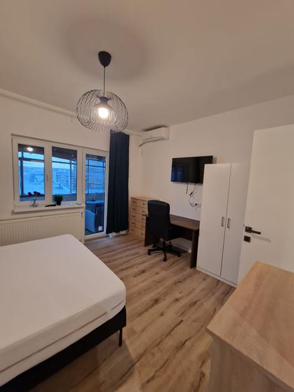 Ideal Air BnB I 3 Camere transformat in 2 Garsoniere Fara Risc Seismic Piata Uni