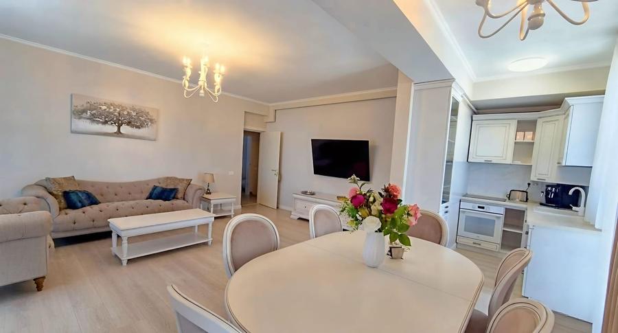 Frontal Sea View–120 sqm-Reyna Beach