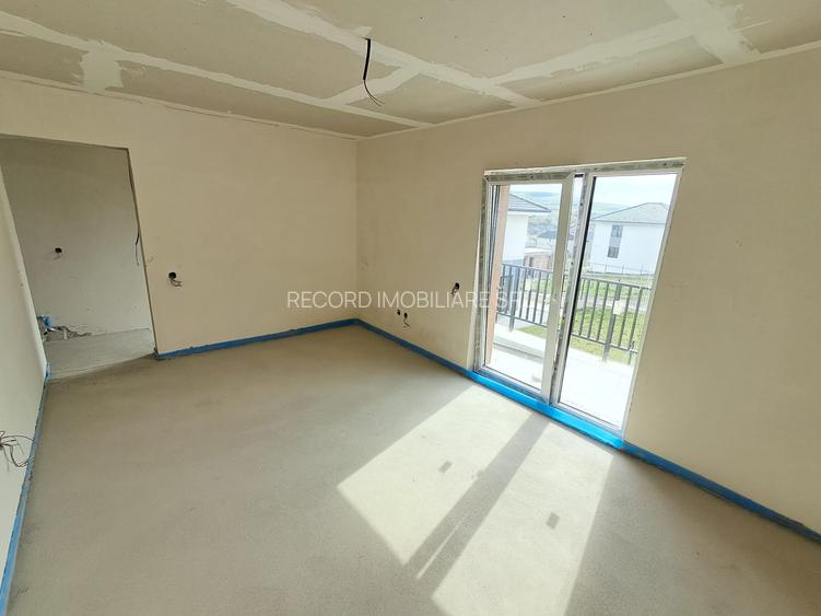 Casa cuplata prin garaj 23 mp, sup.totala 147 mp,teren 400 mp Chinteni - 10