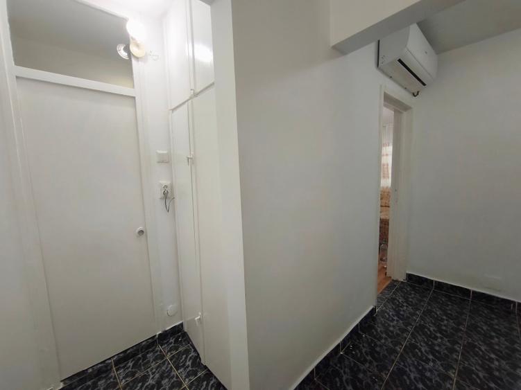 Apartament 3 camere,decomandat,centrala proprie,Alfa
