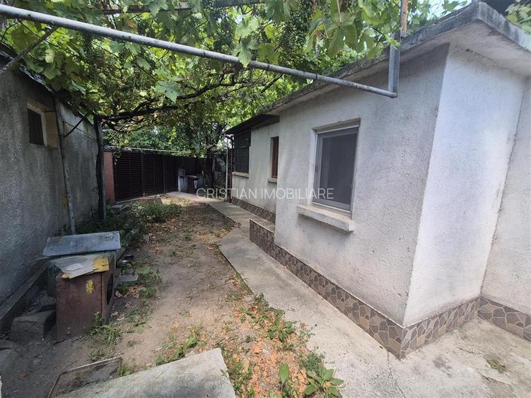 2 corpuri de casa cu teren 443 mp, deschidere 10 m, Kaufland - Dorobanti - 2