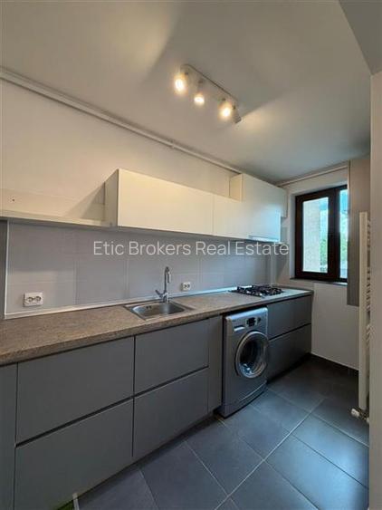 Inchiriere apartament 2 camere Bloc Nou Foisorul de Foc - 13