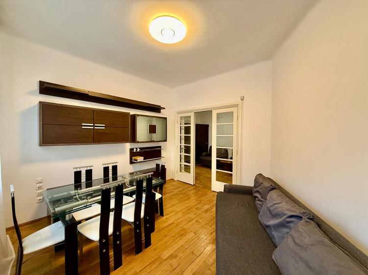 Apartament de vanzare 3 camere zona Unirii, Bucuresti 73 mp