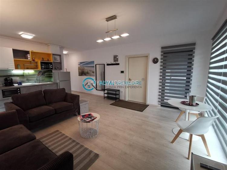 Royal Imobiliare - Inchiriere 2 camere bloc nou  zona Ultracentrala - 2