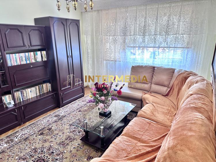 APARTAMENT 3 CAMERE I DECOMANDAT I 65 MP I MOBILAT CETATE BULEVARD