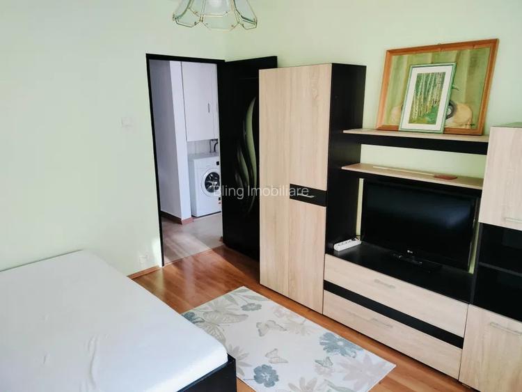 Apartament 4 camere, balcon, zona Strazii Teleorman - 4