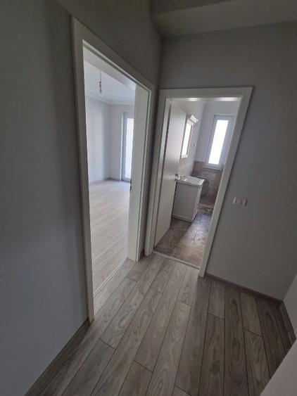 Proprietar vand apartamente 2 camere strada Sperantei 11 GIroc