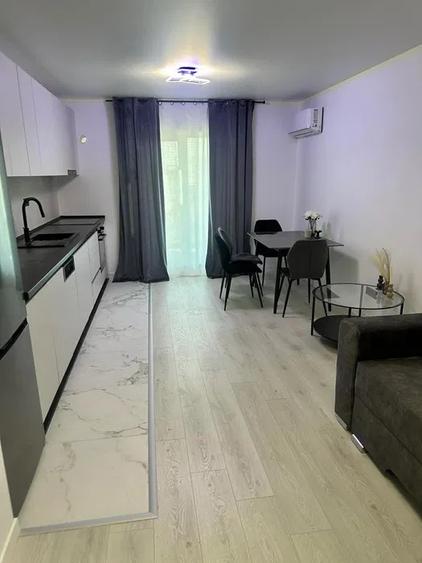 Sun Royal View 2 camere cu balcon si prox. metrou