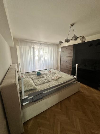 Apartament 3 camere, complet renovat 2025