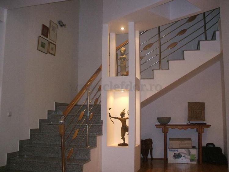 Apartament cu 6 camere de închiriat în zona Soseaua Nordului