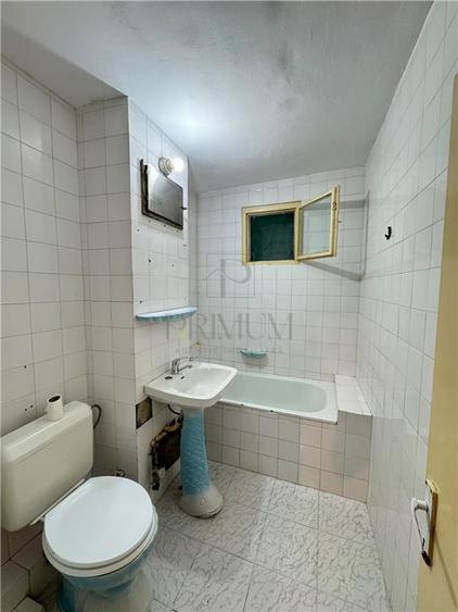 SOARELUI - 2 CAMERE - ETAJ 3 - BLOC IZOLAT - 2 DEBARALE - DECOMANDAT