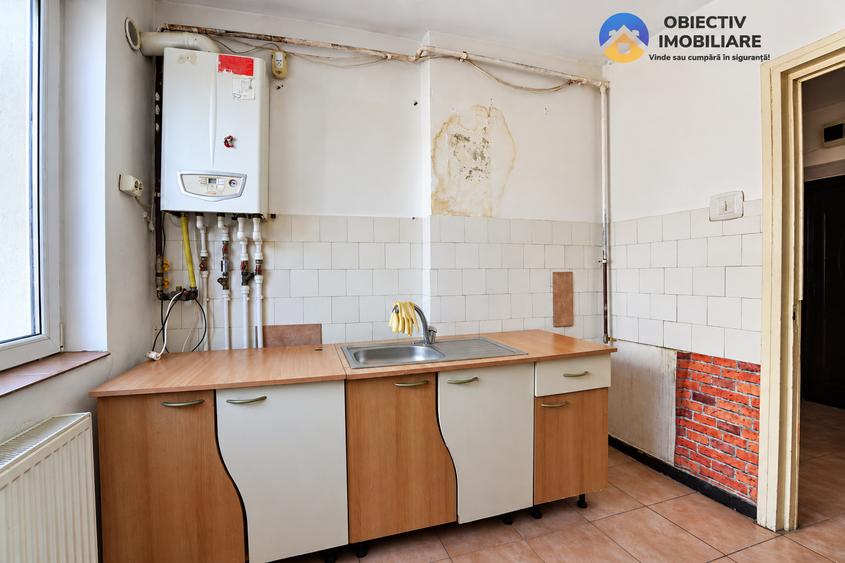 Apartament 2 camere, etaj 3, zona Mihai Eminescu, Piatra Neamt