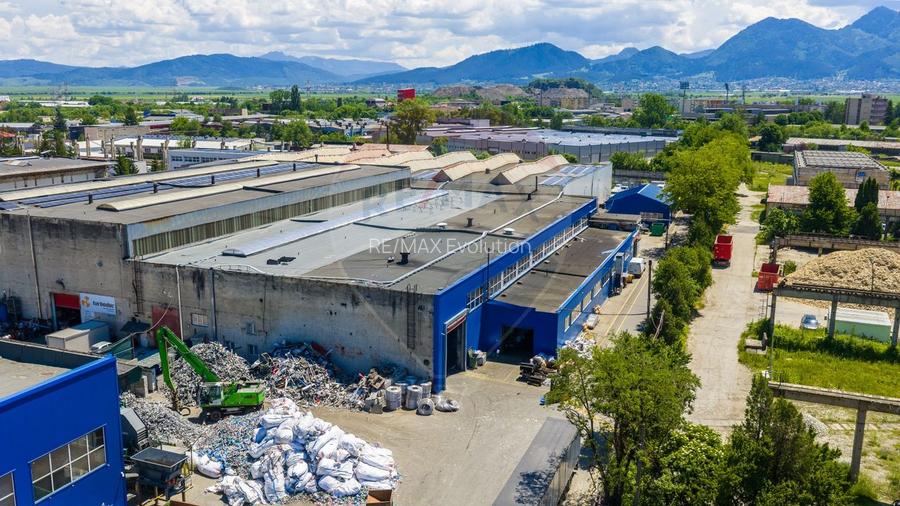 Hală industrială de vânzare în Brașov  1.777 mp, 2.000kW, teren 4.800 - 2