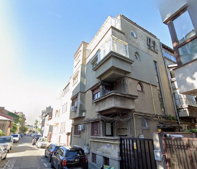 Vind garsoniera charmantă