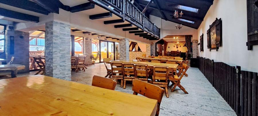 Pensiune deosebita, locuri de cazare, restaurant, pizzerie si spatii comerciale