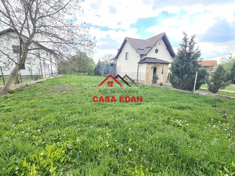 Teren intravilan in Banesti--586mp--37.900e - 2