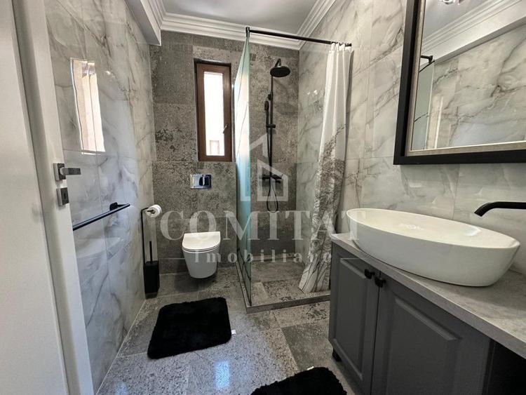 Casă modernă la cheie Dezmir ansamblu privat