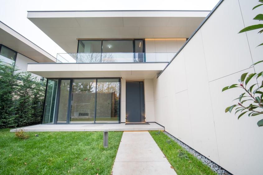 Vila premium 7 camere | zona Pipera | piscina privata