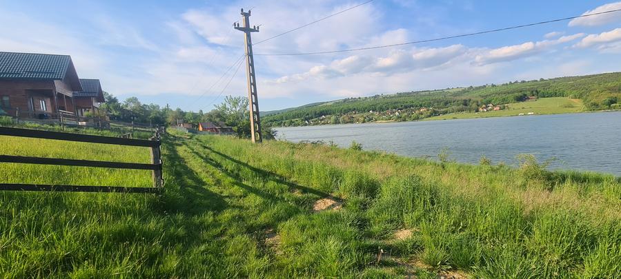Proprietar vand Teren la Lac Padureni , Jud. Covasna