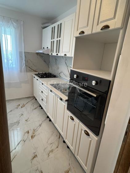 2 camere, 8/8, 51mp, bloc 1980, renovat-Crangasi - 8