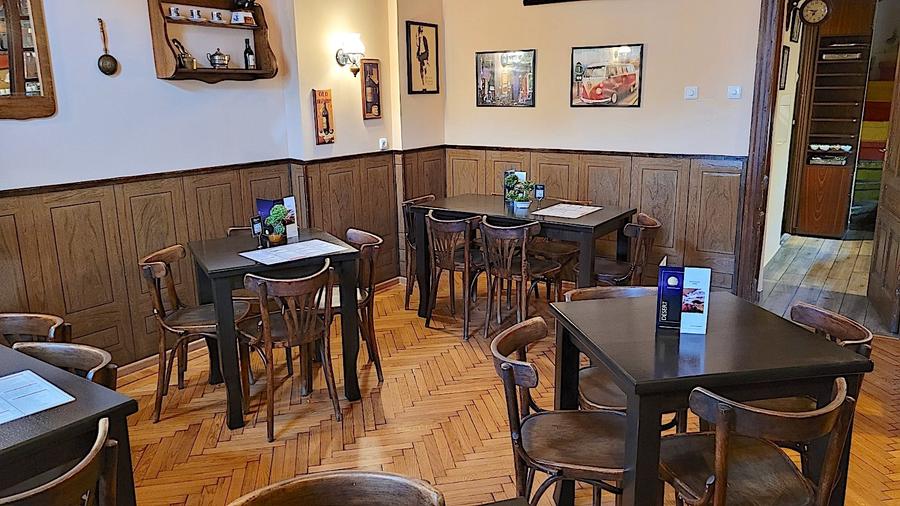 Vilă cu restaurant la parter – Grădina Icoanei