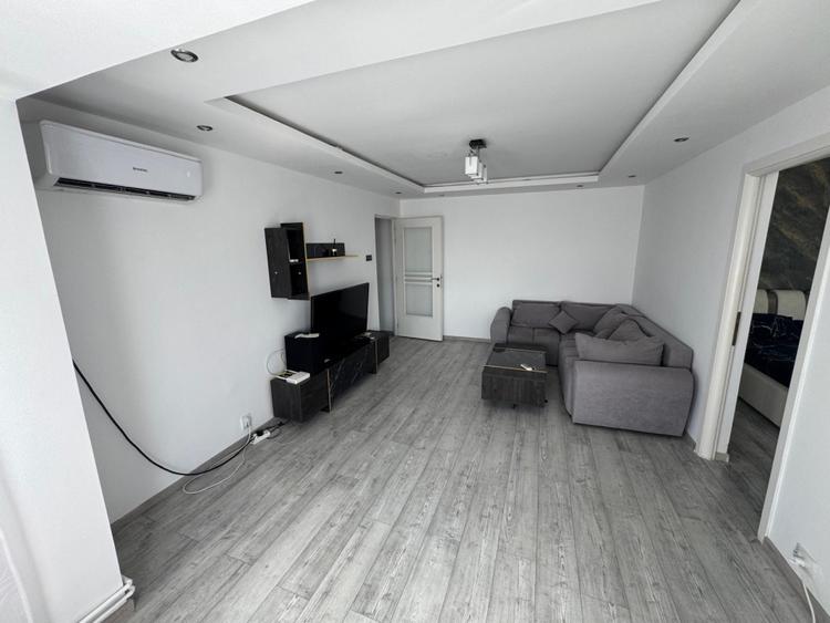 Apartament semidecomandat 2 camere, 43 mp, renovat complet, zona Craiovita