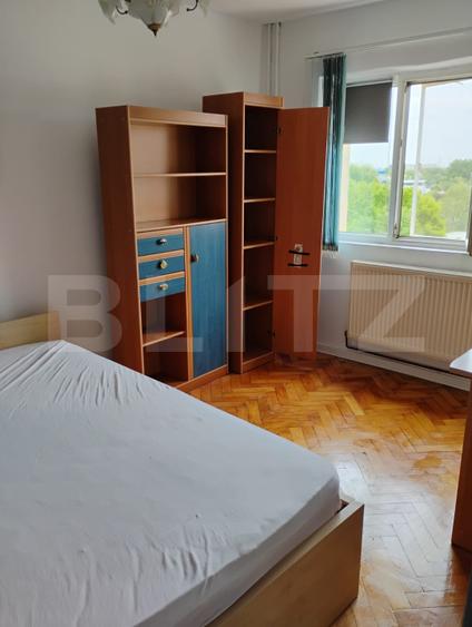 Apartament 3 camere, 80 mp, zona Sagului