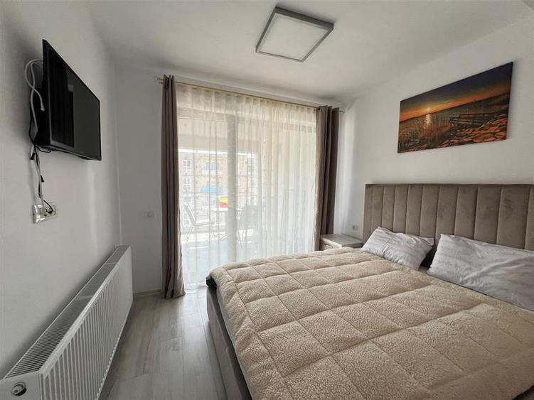 Apartament Lux prima inchiriere cu loc de parcare subteran Tractoru Coresi