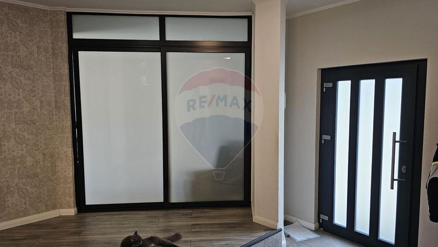 Casă / Vilă cu 7 camere si teren 1000 mp în zona Centrala-Suceava