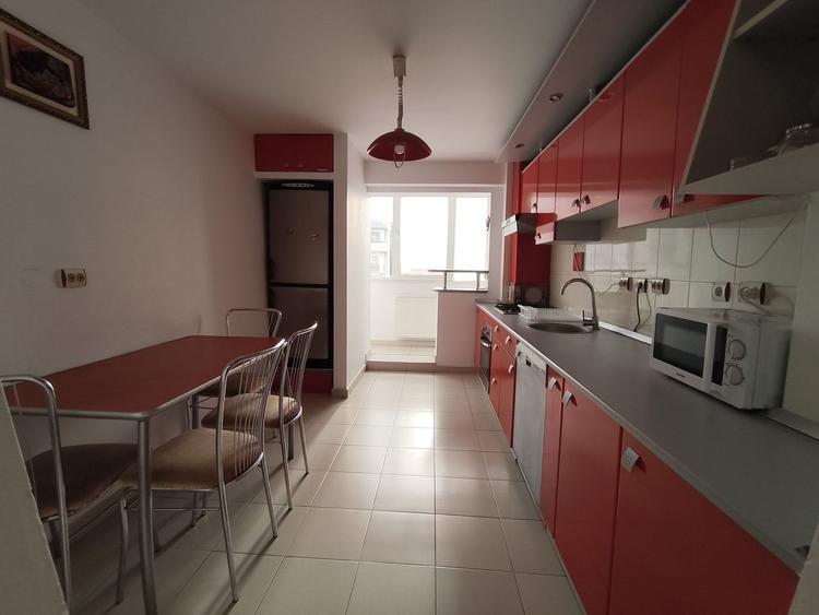 APARTAMENT 3 CAMERE SIMION BARNUTIU