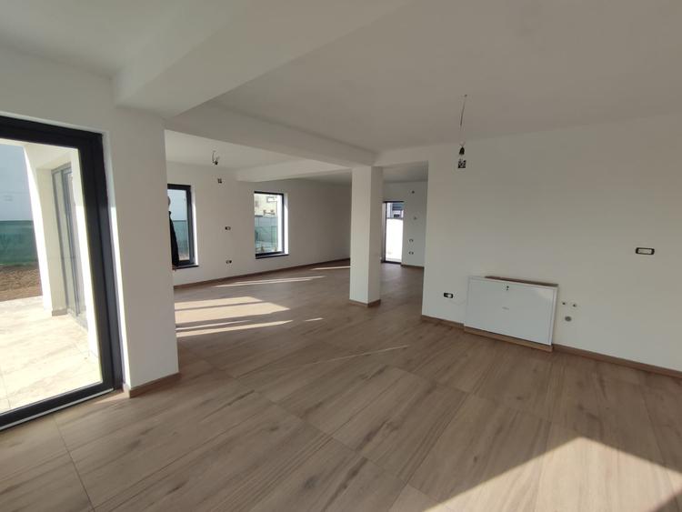 Casă nouă cu 4 camere în Afumați - aproape de București