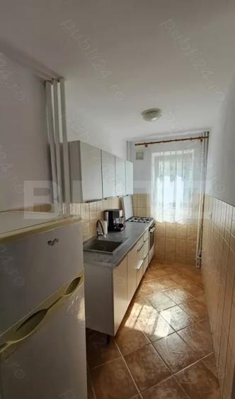 Apartament 2 camere, 40 mp, zona Podu Roș